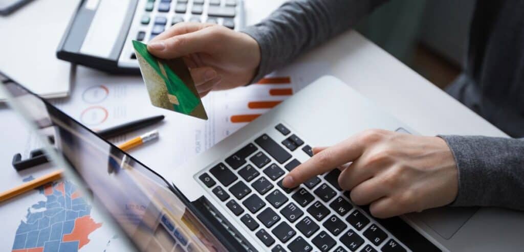 Integrating Payments into E-Commerce